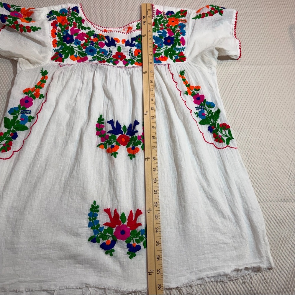 Superfussy Embroidered Tunic Boho Cottagecore Floral Mexican Style White Gauze - Picture 8 of 11